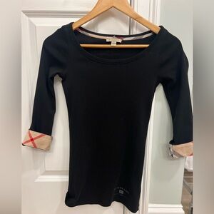 Burberry 3/4 sleeve top